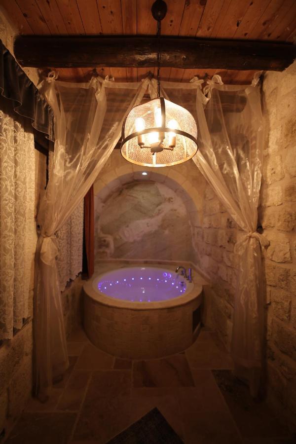 Uerguep Cave Suites エクステリア 写真